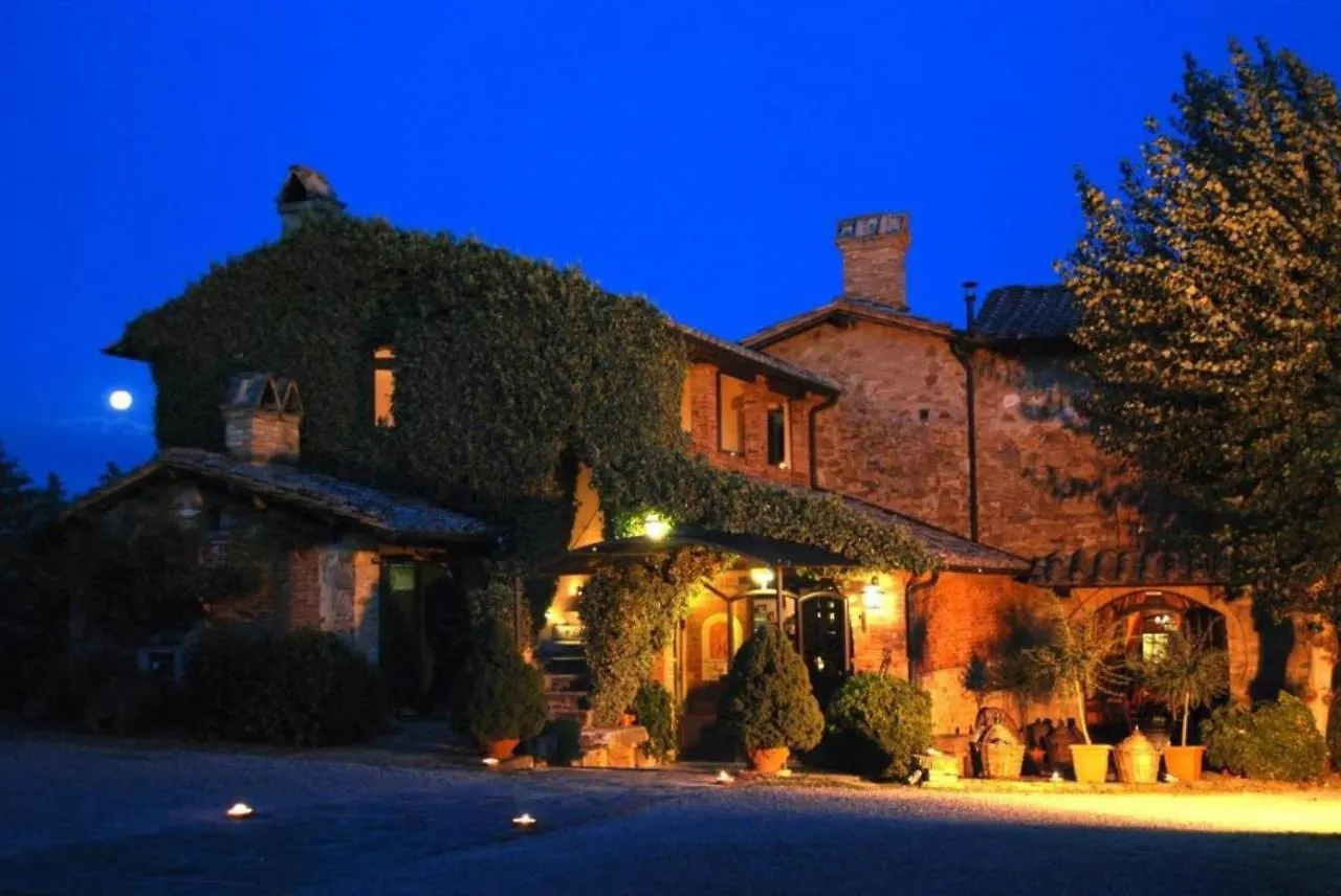 Casanova - Family Apartments Residence San Quirico dʼOrcia Włochy