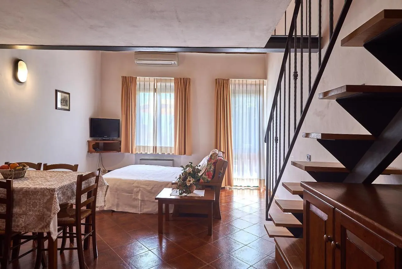 Casanova - Family Apartments Residence San Quirico dʼOrcia
